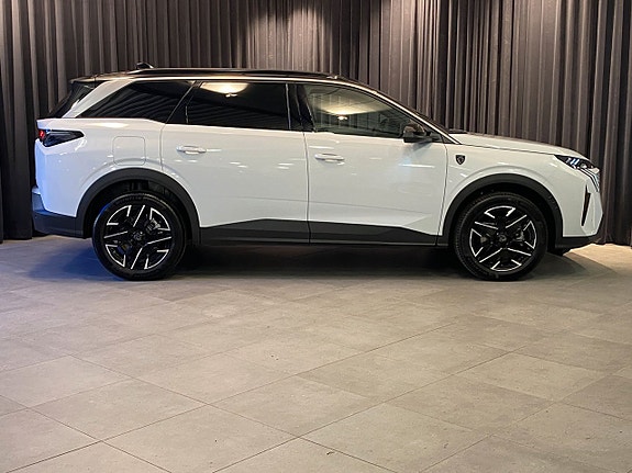 Peugeot 5008 5 of 5