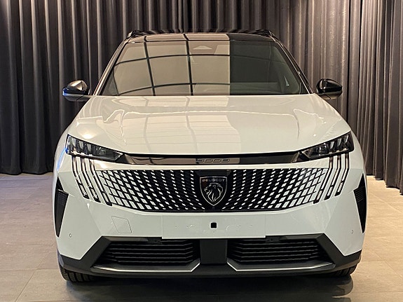 Peugeot 5008 4 of 5