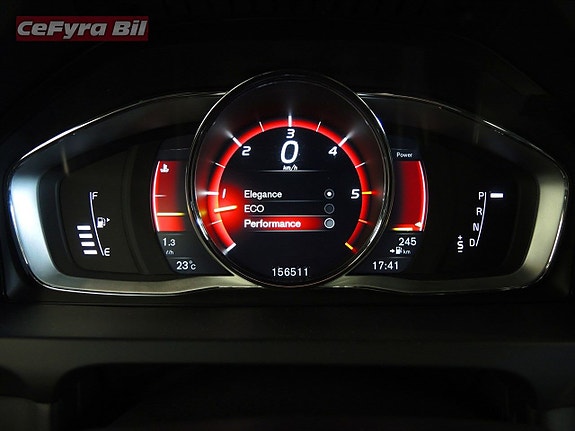 Volvo V60 17 of 22