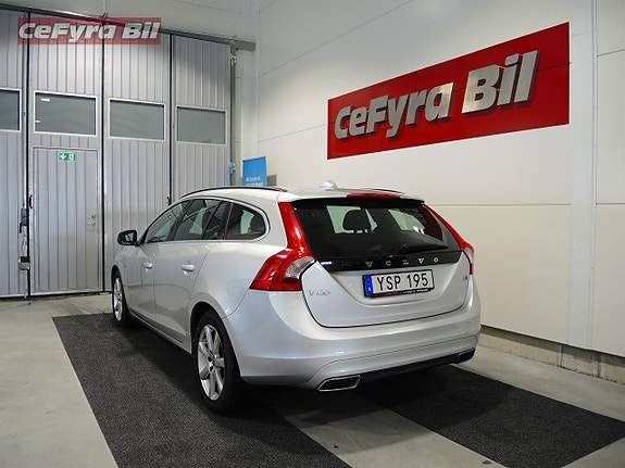 Volvo V60 6 of 22
