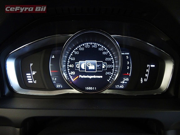 Volvo V60 16 of 22