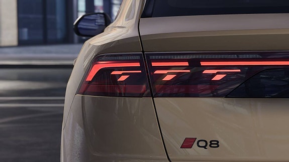 Audi Q8 11 of 12
