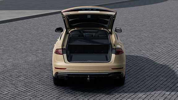 Audi Q8 6 of 12