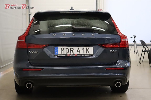 Volvo V60 4 of 23