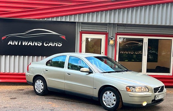 Volvo S60 7 of 16