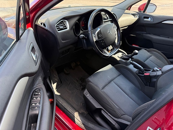 Citroen C4 7 of 11
