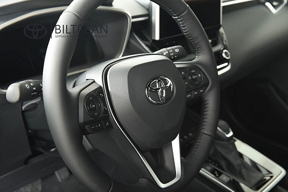 Toyota Corolla Cross 8 of 13
