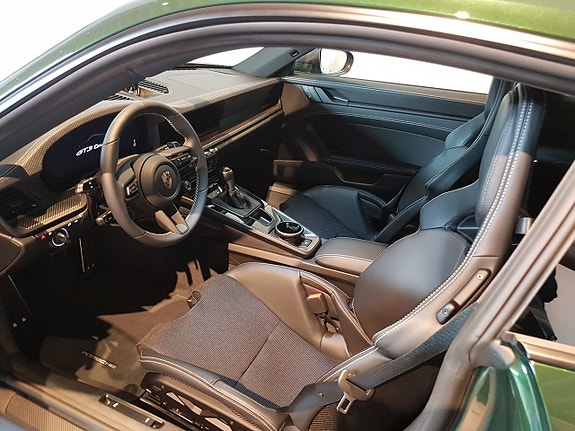 Porsche 911 GT3 5 of 5