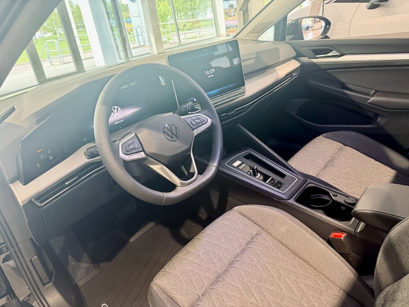 Volkswagen Golf I 8 of 10
