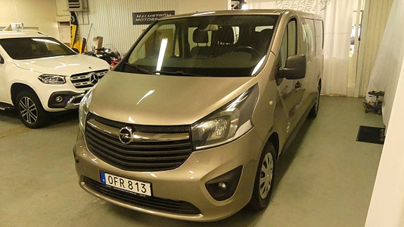 Opel Vivaro 4 of 5