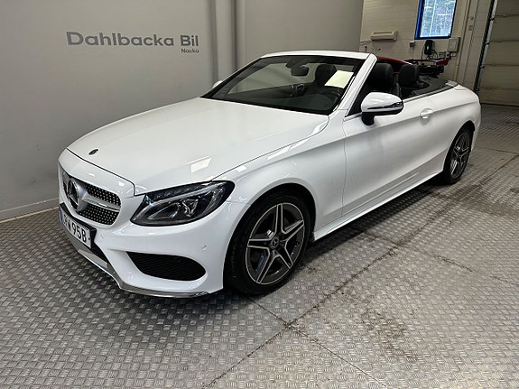 Mercedes-Benz C180 2 of 5