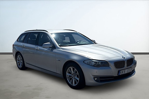 BMW 523i 7 of 14