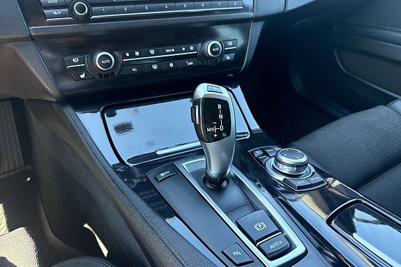 BMW 523i 14 of 14