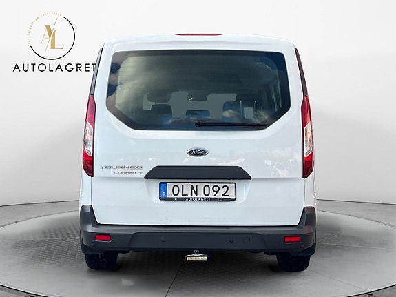 Ford Tourneo Connect 5 of 5