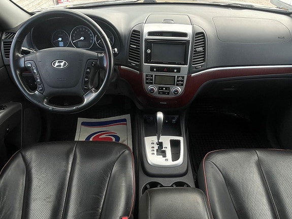 Hyundai Santa Fe 12 of 22