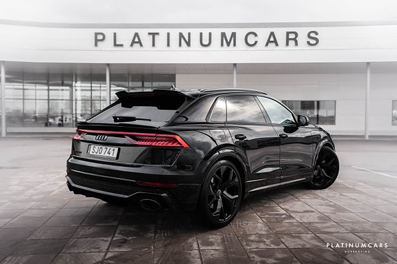 Audi RS Q8 2 of 5