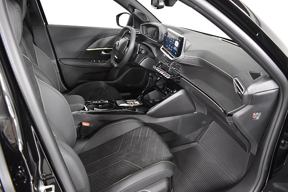 Peugeot 2008 10 of 21