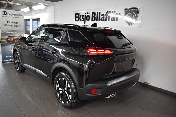 Peugeot 2008 4 of 5