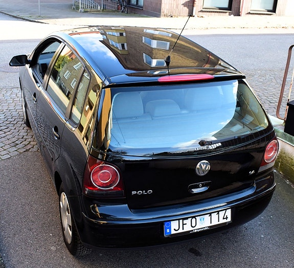 Volkswagen Polo 3 of 5