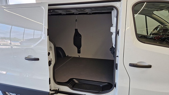Nissan Primastar 10 of 14