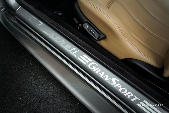 Maserati Coupe 17 of 23