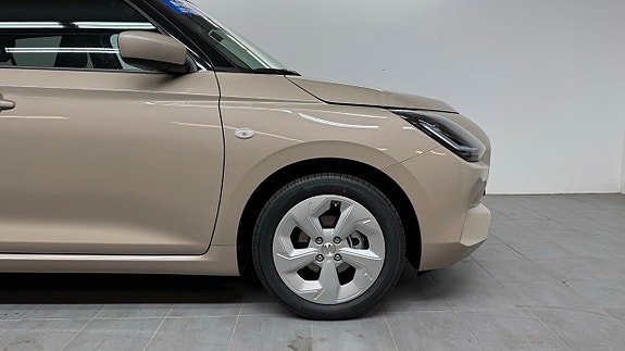 Suzuki Swift 17 of 17