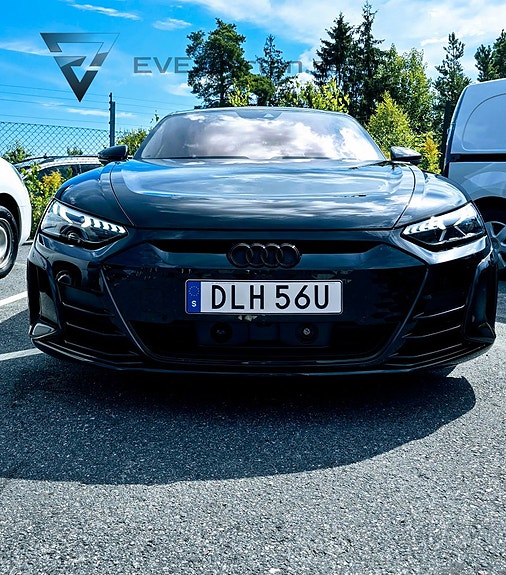 Audi e-tron 5 of 5