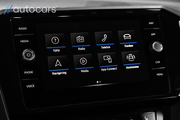Volkswagen Passat 23 of 30