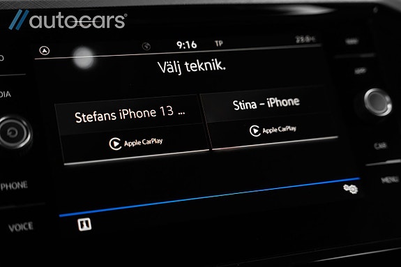 Volkswagen Passat 25 of 30