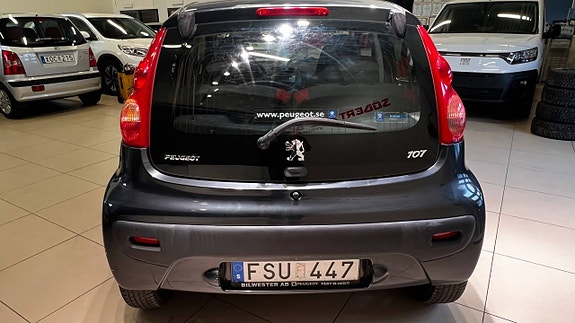 Peugeot 107 13 of 17