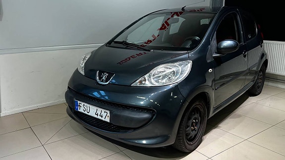 Peugeot 107 4 of 5