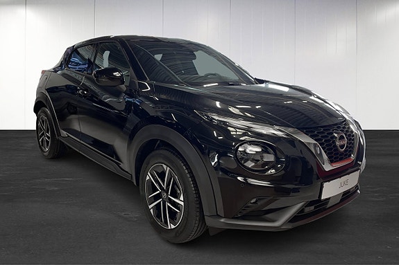 Nissan Juke 2 of 5