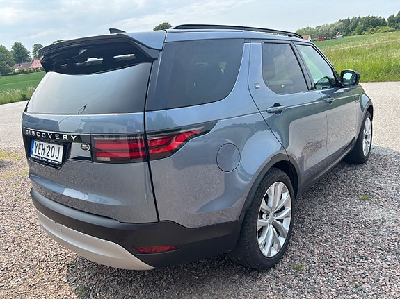 Land Rover Discovery 5 of 5