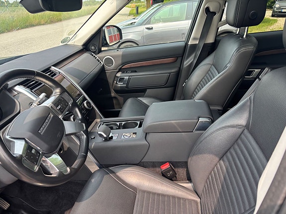 Land Rover Discovery 6 of 11