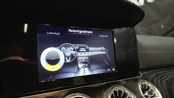 Mercedes-Benz E220 18 of 27