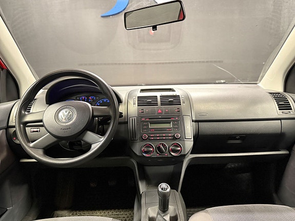 Volkswagen Polo 10 of 10
