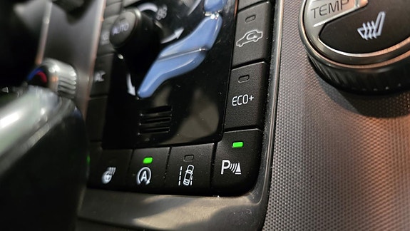 Volvo XC60 20 of 25