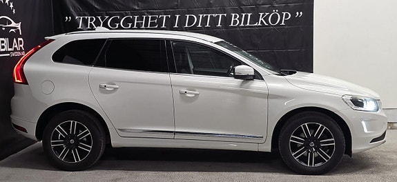 Volvo XC60 4 of 25