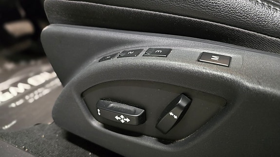 Volvo XC60 23 of 25