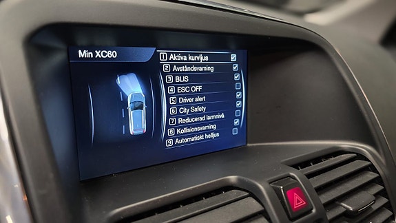 Volvo XC60 17 of 25