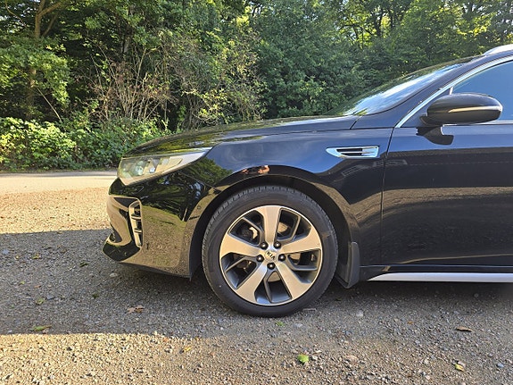 Kia Optima 7 of 20