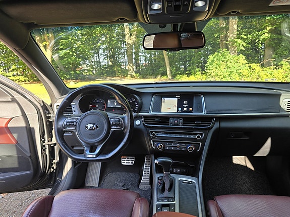 Kia Optima 13 of 20
