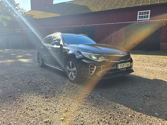 Kia Optima 4 of 20