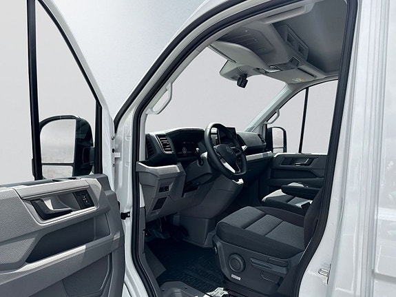 Volkswagen Crafter 9 of 16