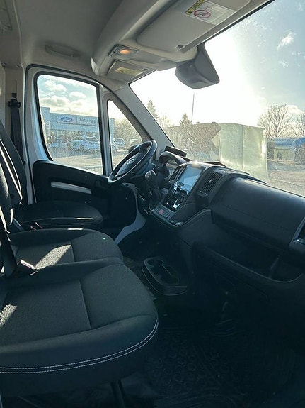 Fiat E-Ducato 35 Maxi 3 of 4