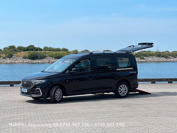 Ford Connect Tourneo 17 of 25