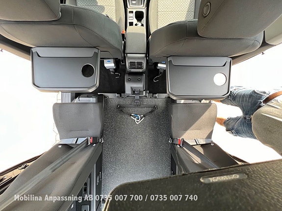 Ford Connect Tourneo 11 of 25