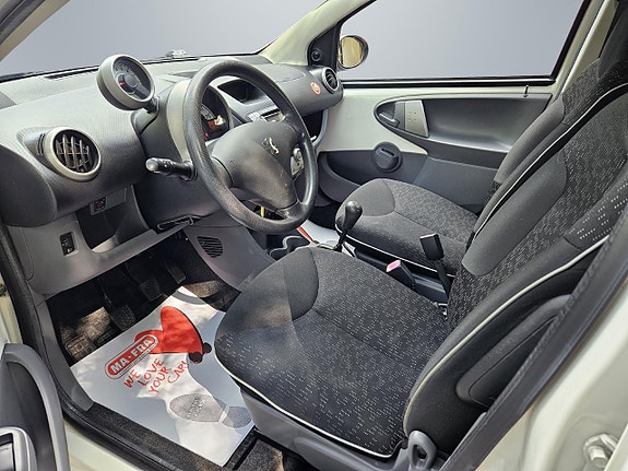 Peugeot 107 9 of 16