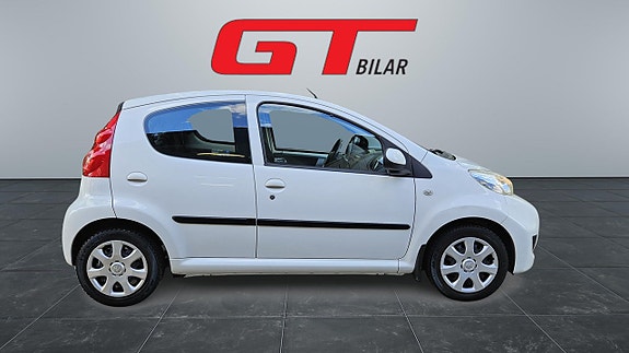 Peugeot 107 7 of 16