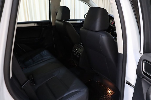 Volkswagen Touareg 13 of 26